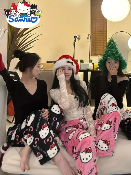 Hello Kitty Matching Flannel Pants for Teens and Girls – Soft Fleece-Lined Pajama Bottoms, Warm Winter Sleepwear with Cute Character Prints, Perfect for Home, Lounge, or Outdoor Wear